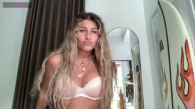 GoddessDove online show from 02-06-26, 01:10