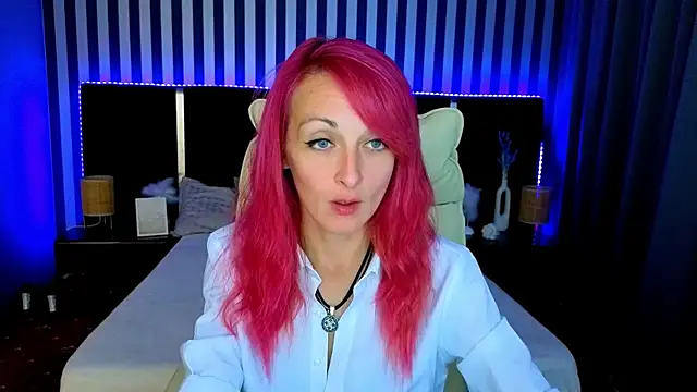 BrandyBloom online show from 09-10-25, 07:03