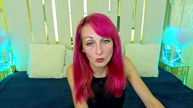 BrandyBloom online show from 11-02-25, 08:33