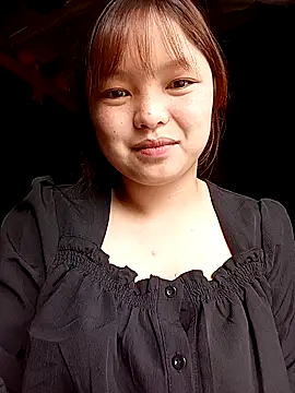 XoiXoi232 online show from 10-28-25, 01:53