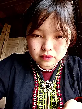 XoiXoi232 online show from 02-17-26, 05:04