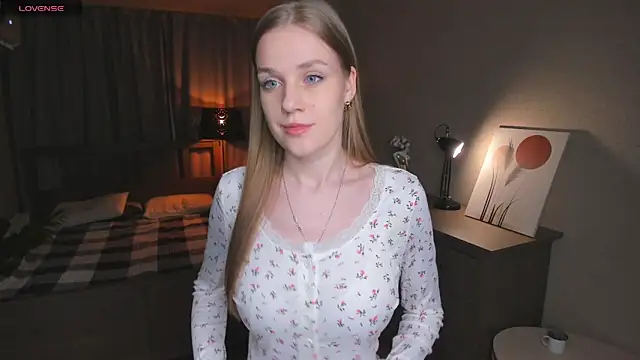 OdellaFrake online show from 11-12-25, 07:13