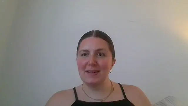 Snapshot of CherryJuneExperience chatting on 09-24-25, 06:55 CherryJuneExperience online show from 09-24-25, 06:55