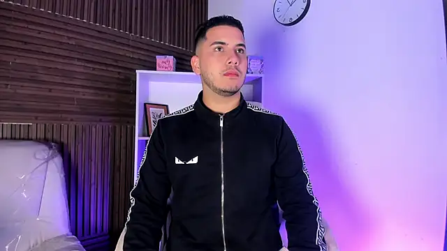 Axel grey  online show from 11-26-25, 12:17