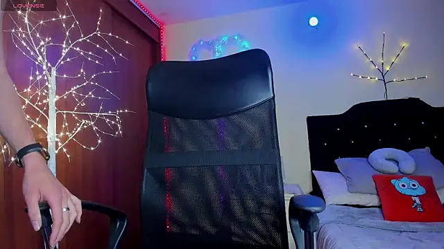 sweety taylor online show from 12-21-25, 11:12