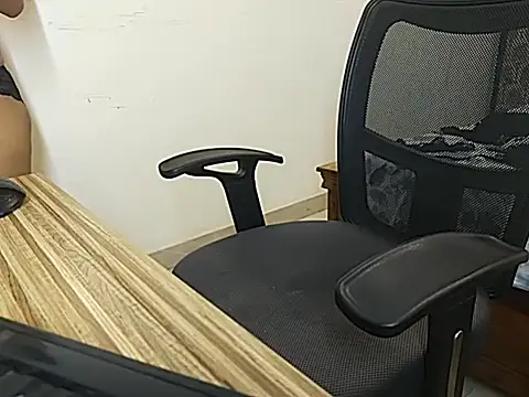 Cynthia011 online show from 10-18-25, 01:56