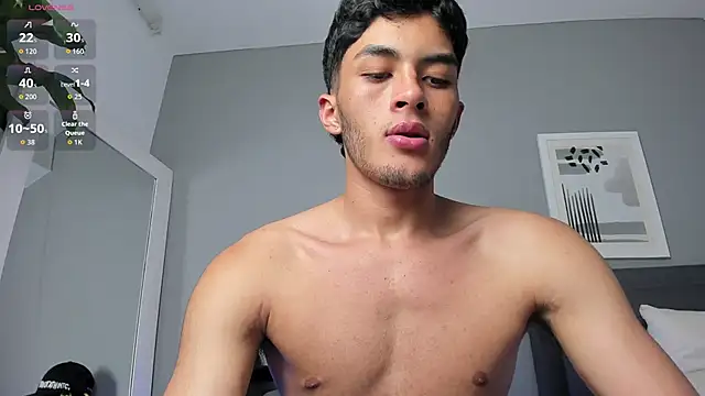 Tylerffoxx online show from 02-05-26, 08:24