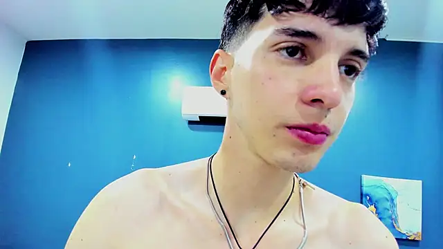 Jheampiiero online show from 12-19-25, 02:35