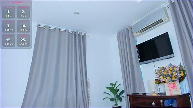 Amy Loveme online show from 11-08-25, 12:22