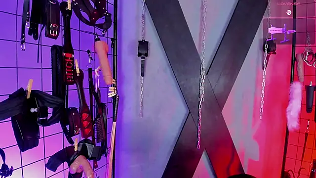 VictoryaLiah BDSM online show from 11-03-25, 11:44