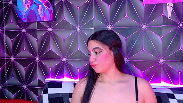 Megan Luxe online show from 09-23-25, 04:26