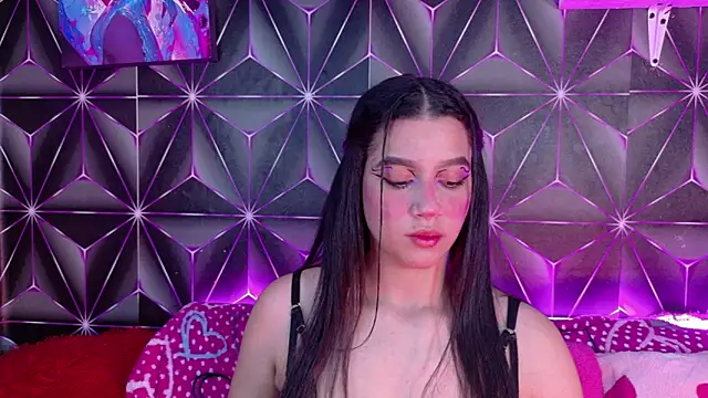 Megan Luxe online show from 09-26-25, 04:27