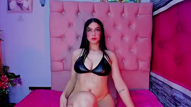 Megan Luxe online show from 11-29-25, 08:34