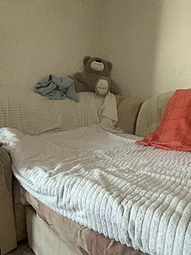 Snapshot of HairyJeffry chatting on 02-09-26, 12:47 HairyJeffry online show from 02-09-26, 12:47