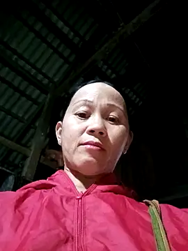 MaiHoa69 online show from 10-22-25, 12:27