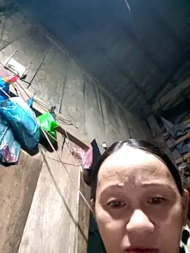 MaiHoa69 online show from 10-24-25, 12:23