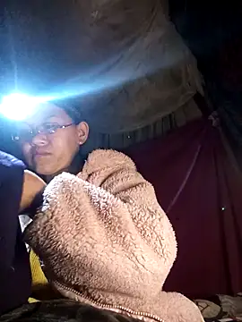 MaiHoa69 online show from 03-04-26, 11:44