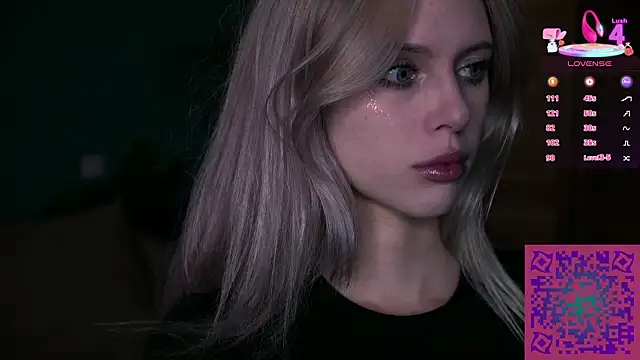 Nelly Carroll online show from 10-19-25, 01:39