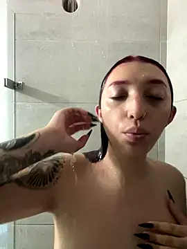 Paulina-Wells online show from 12-18-25, 08:37