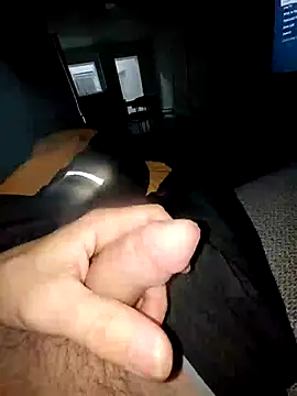 Snapshot of Anarchy111777 chatting on 11-18-25, 07:02 Anarchy111777 online show from 11-18-25, 07:02