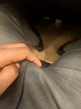 hotboy43339 online show from 02-12-26, 09:15