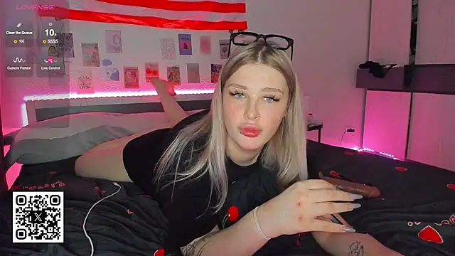 Snapshot of myrzilka chatting on 12-16-25, 12:54 myrzilka online show from 12-16-25, 12:54