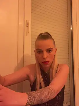 BrumeLove online show from 04-12-26, 07:30