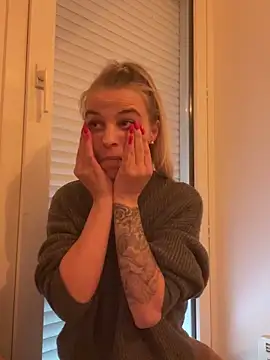 BrumeLove online show from 04-16-26, 08:37