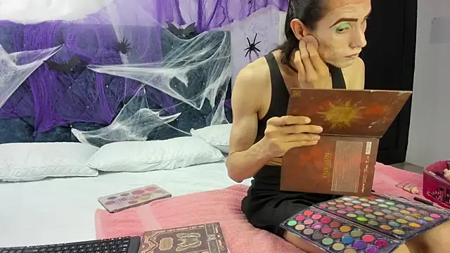 Snapshot of shantala_nastasiia chatting on 10-29-25, 12:40 shantala nastasiia online show from 10-29-25, 12:40