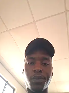 Snapshot of DxckMan3 chatting on 10-06-25, 11:18 DxckMan3 online show from 10-06-25, 11:18