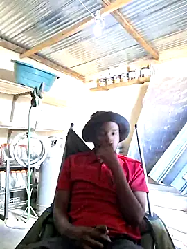 Snapshot of DxckMan3 chatting on 10-23-25, 01:54 DxckMan3 online show from 10-23-25, 01:54