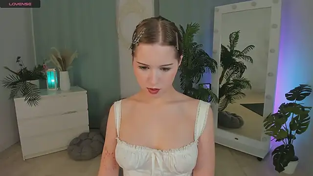 JanetMoor online show from 11-28-25, 08:44