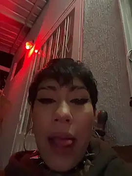 ZahaRose online show from 11-15-25, 04:21