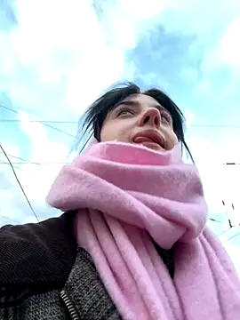 Only April online show from 09-24-25, 03:15