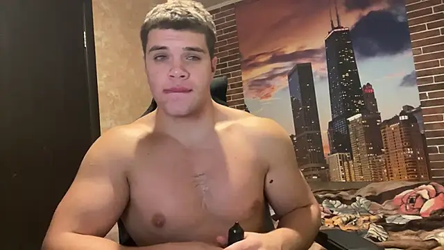 Snapshot of MusclePhantom chatting on 11-11-25, 09:37 MusclePhantom online show from 11-11-25, 09:37