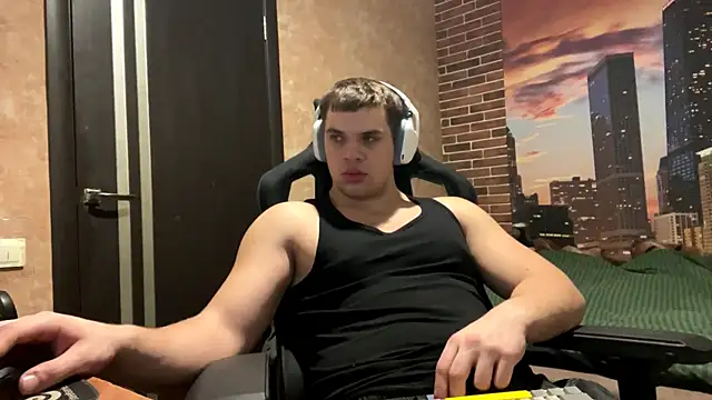 MusclePhantom online show from 03-06-26, 09:44