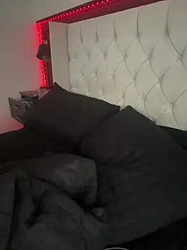 BELLABLACKXUK online show from 06-10-26, 05:50