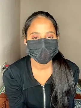 Priya baby0 online show from 11-18-25, 05:28