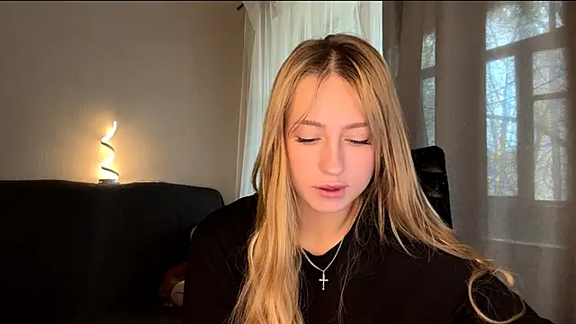 Jetta Corsacami online show from 10-17-25, 08:50