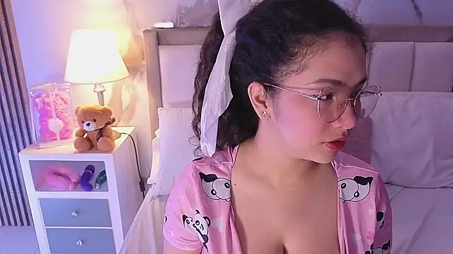 LunaRosse  online show from 02-11-26, 11:59