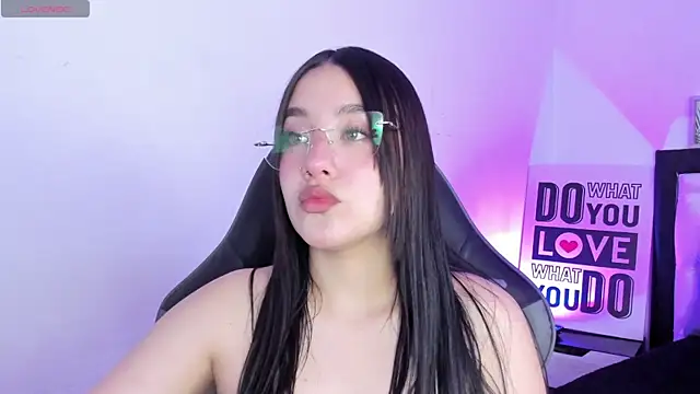 KimGarces online show from 09-19-25, 08:31