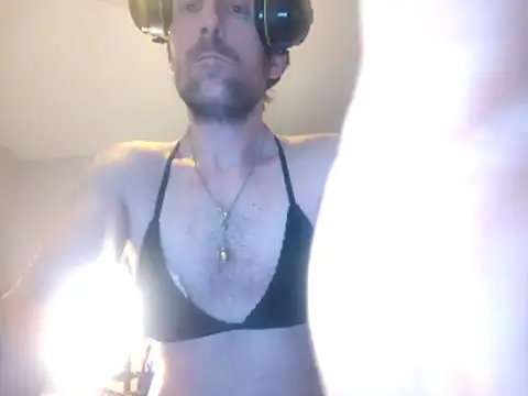 BillyIdoll75769 online show from 04-28-26, 07:08