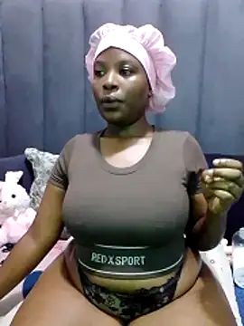 MrsMxx25 online show from 10-23-25, 04:12