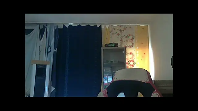 Snapshot of Jenner84 chatting on 09-20-25, 04:08 Jenner84 online show from 09-20-25, 04:08