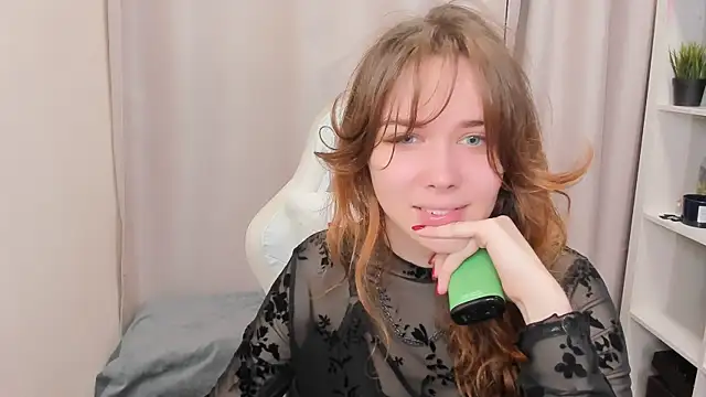 Anabel Montereau online show from 09-10-25, 08:47