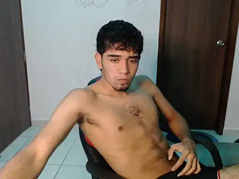 stiven 126  online show from 11-04-25, 08:19