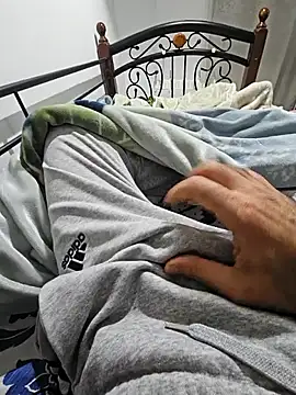 Snapshot of fena-sikerimmm chatting on 11-22-25, 10:09 fena-sikerimmm online show from 11-22-25, 10:09