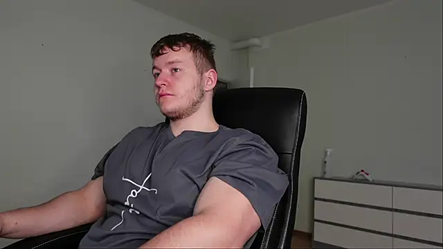 Snapshot of Richard_Dullas chatting on 11-03-25, 07:31 Richard Dullas online show from 11-03-25, 07:31