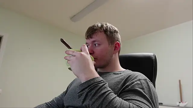 Snapshot of Richard_Dullas chatting on 11-13-25, 06:07 Richard Dullas online show from 11-13-25, 06:07