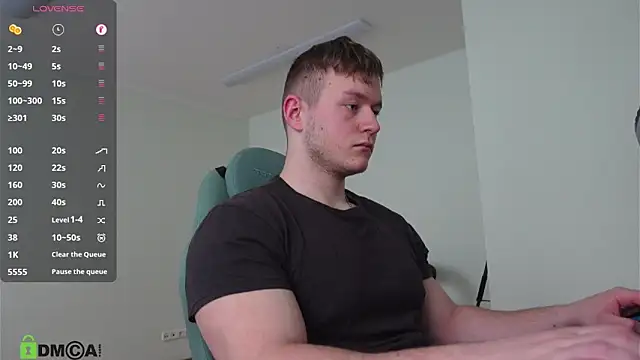 Snapshot of Richard_Dullas chatting on 02-05-26, 07:35 Richard Dullas online show from 02-05-26, 07:35